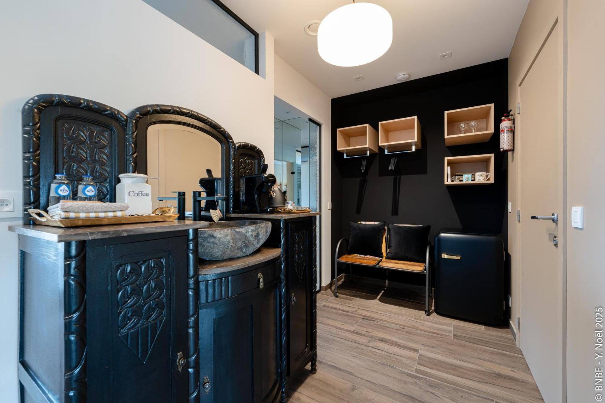 Sous La Houlette, Suites, Piscine Interieure Et Sauna Villers-la-Ville 외부 사진
